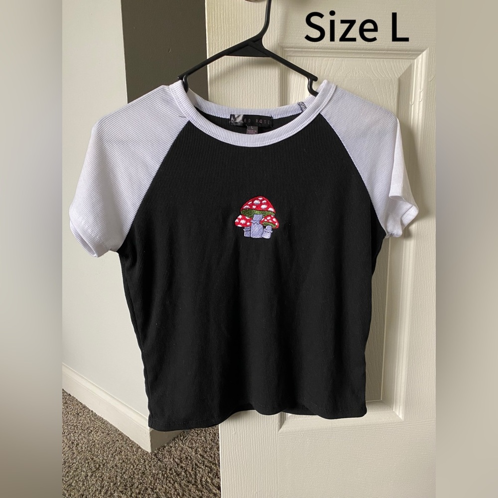 Cropped Mushroom shirt